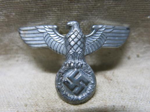 German Reichspost Or Reichsbahn Eagle Zinc Made For Schirmmütze Visor Cap Mint. (2)