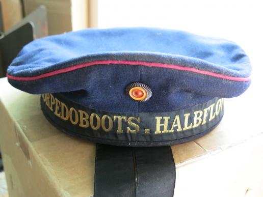 German Reichsmarine WWI EM Tellermütze XIX. TORPEDOBOOTS = HALBFLOTTILLE. XIX. Size 56. (35)