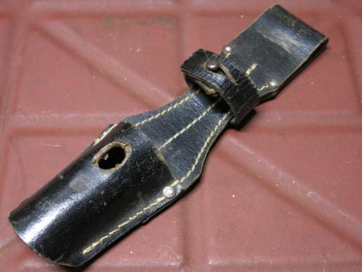 German Wehrmacht K98 Bayonet Leather Frog 1942 Near Mint.