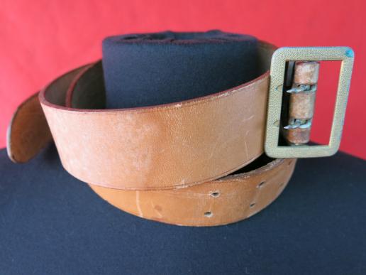 German Wehrmacht General Or Kriegsmarine Officer Light Brown Belt & Buckle 45 mm Wide 141 cm Long. (10)