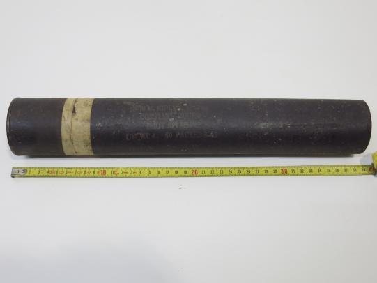 USA WWII 37 MM APC M51 Anti Tank Round Transport Tube 1943, VERY RARE.