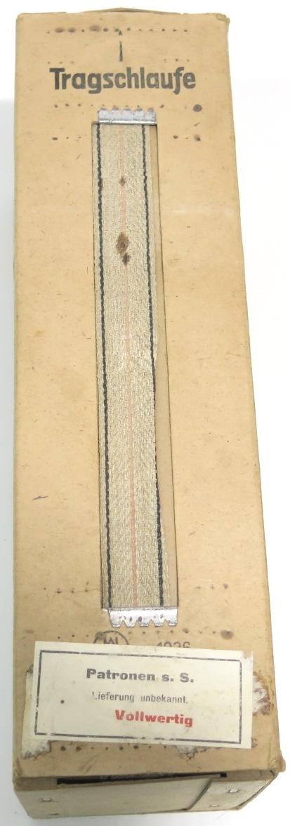 German Wehrmacht Patronen s. S. Lieferung unbekannt. Vollwertig Tragschlaufe Mit 20 Patronenschachteln Set Of 20 K98 Ammunition Boxes In Their Original Sleeve, Museum Condition.