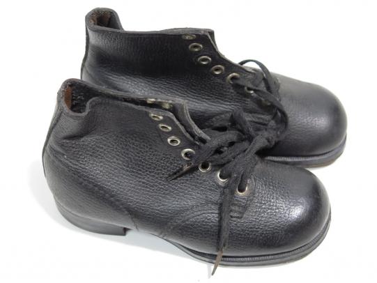 German Deutsches Jungvolk DJ Shoes Size 25 MINT Condition, Very Rare. (6)