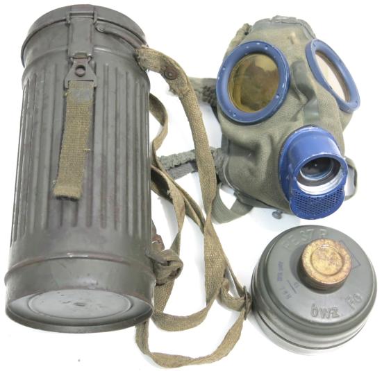 German Wehrmacht Combat Gas Mask Set Smooth End Can Variation 1944 100% Complete Condition.