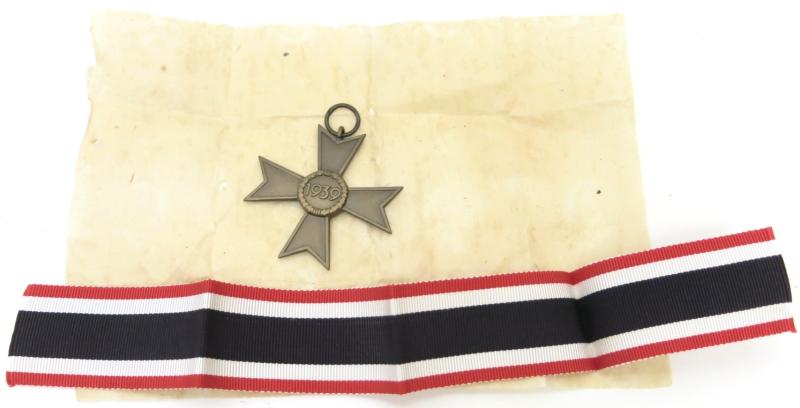 German KVK Kriegsverdienst Kreuz 2. Klasse Ohne Schwerter War Merit Cross 2nd Class Without Swords.