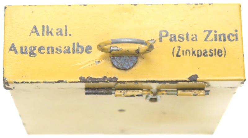 German Wehrmacht Alkal. Augensalbe Pasta Zinci (Zinkpaste) Medical Yellow Tin For Lazarette Field Hospital, Nice Box In Very Good Condition.