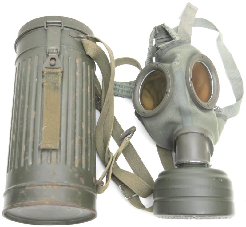 German Wehrmacht Combat GM38 Gas Mask Set Belonging To Reil St. fw, 100% Complete And Super Matching 1938/39.