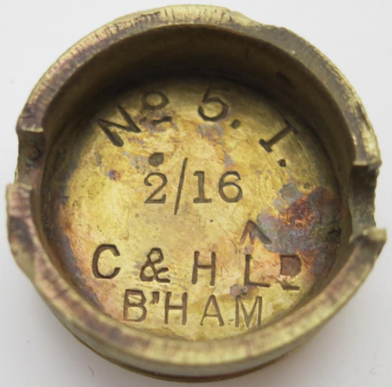 British WWI Mills Nº 5. I. 2/16 C & H LD B´HAM Base Plug In Brass.