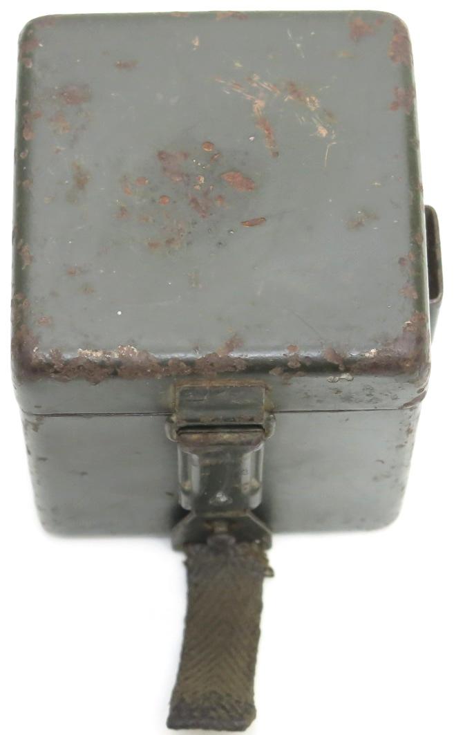 German Wehrmacht Optical Sight Battery Box Used At MG34/42, Entfernungsmesser EM36, Scherenfernrohr SF14, Etc, Etc.