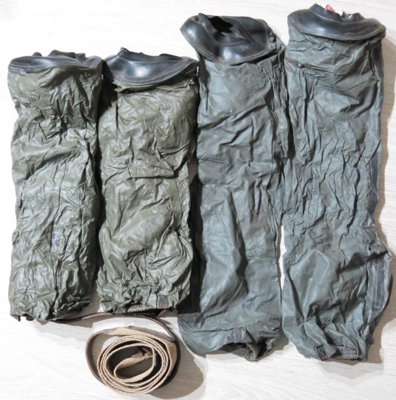 German Wehrmacht Kavallerie Pferde Gasschutz Strümpfe gee aqd Size 3 1943 Cavalry Horse Gas Socks Matching Set.