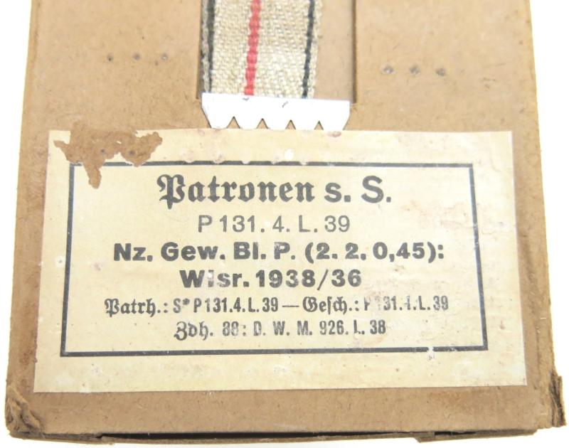 German Wehrmacht Patronen s. S. P 131. 4. L. 39 Tragschlaufe Mit 20 Patronenschachteln Set Of 20 K98 Ammunition Boxes In Their Original Sleeve, Museum Condition.