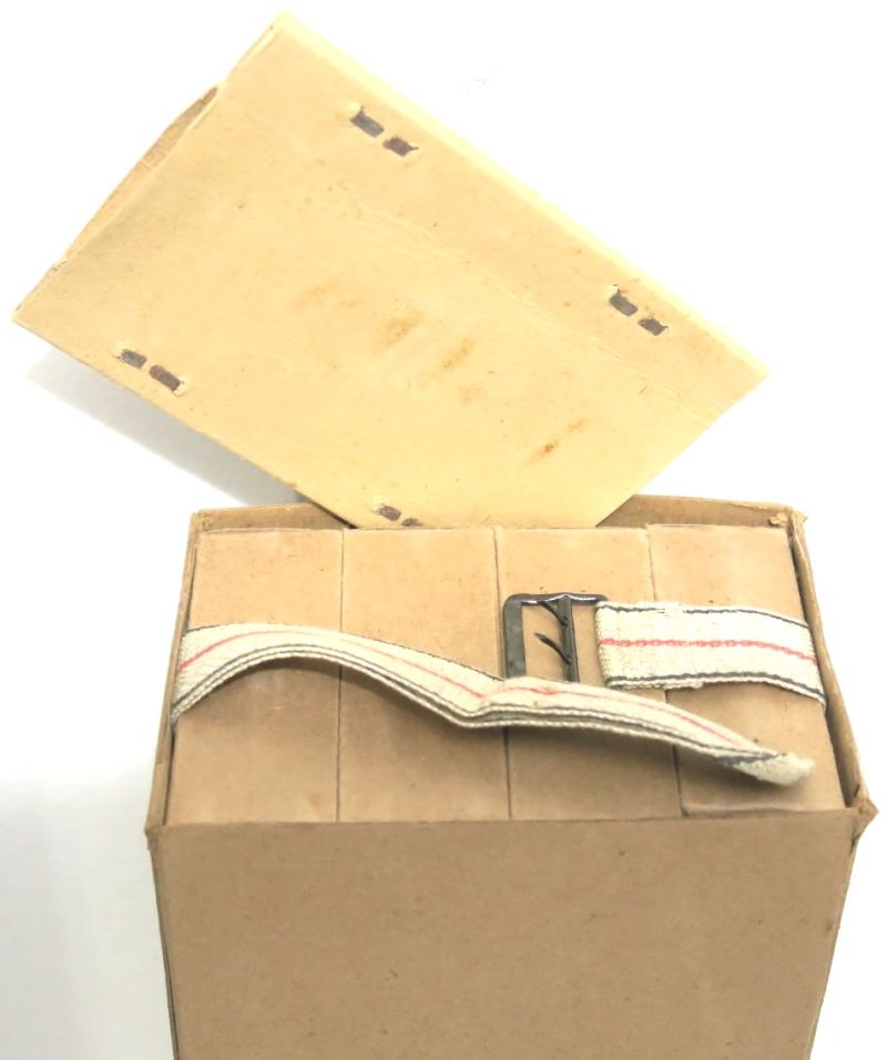 German Wehrmacht Patronen s. S. P 131. 4. L. 39 Tragschlaufe Mit 20 Patronenschachteln Set Of 20 K98 Ammunition Boxes In Their Original Sleeve, Museum Condition.