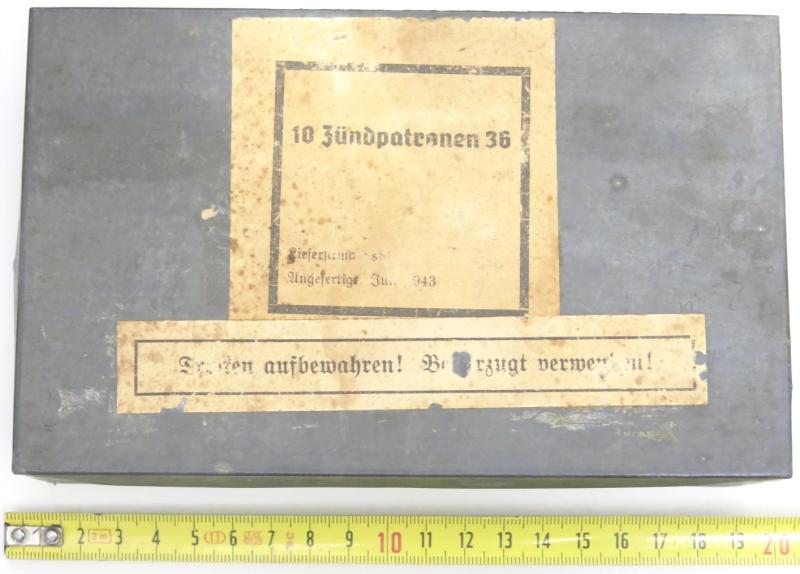 German Kriegsmarine U-Boot Torpedo G7a 10 Zündpatronen 36 1943 Dated Zink Made, Very Hard To Find Box.