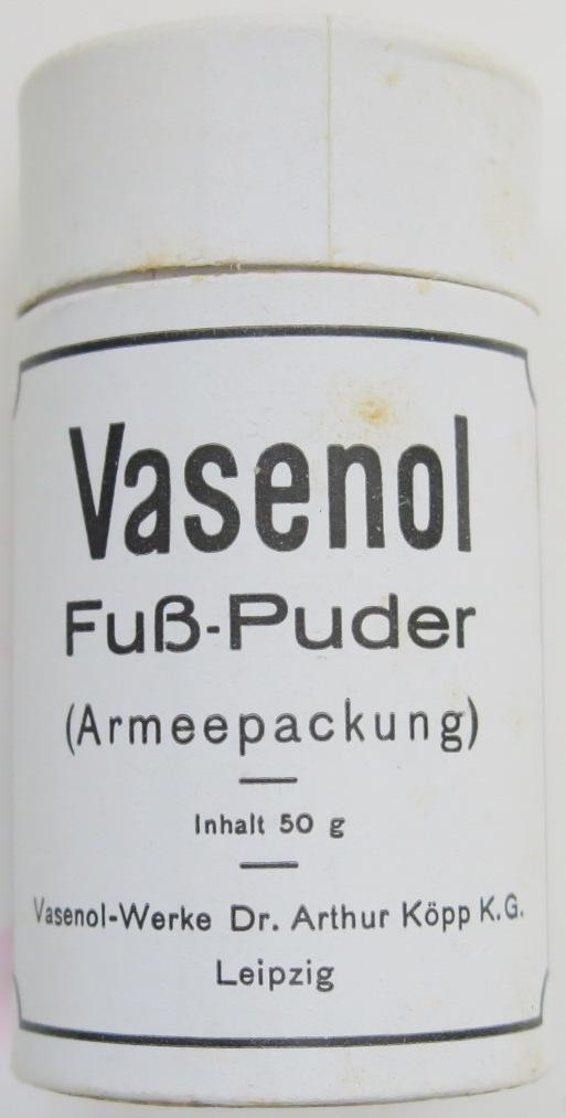 German Wehrmacht Vasenol Fuss-Puder (Armeepackung) 50 g Vasenol-Werke Dr. Arthur Köpp K. G. Leipzig In Cardboard Tube, Late War Packaging.