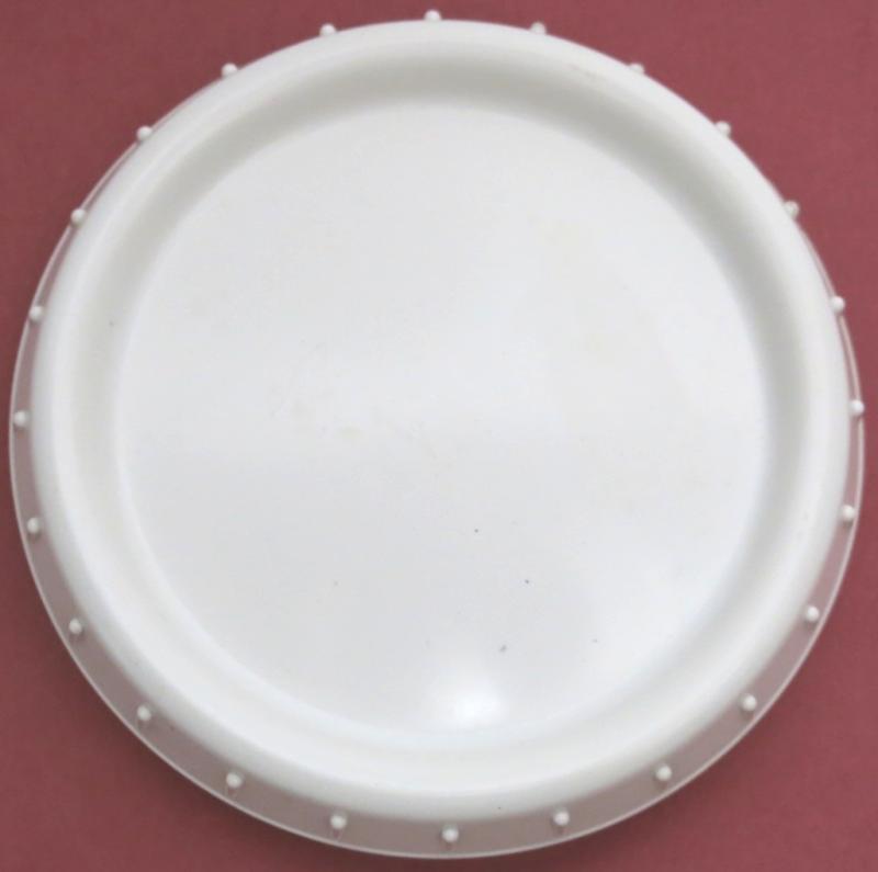 German Wehrmacht Standard Fettbuchse White Bakelite Fat Container Or Butterdish Mid/Late War Or Second Model, VERY HARD TO FIND.