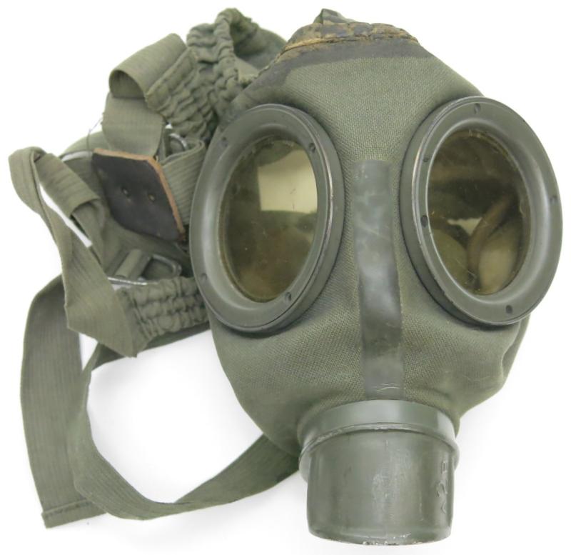 German Reichswehr - Legion Condor - Wehrmacht Gas Mask GM30 Early Model 1936.