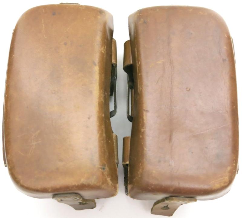 German Wehrmacht Sanitär dny 1944 Matching Set Medical Belt Pouches, Near Mint.