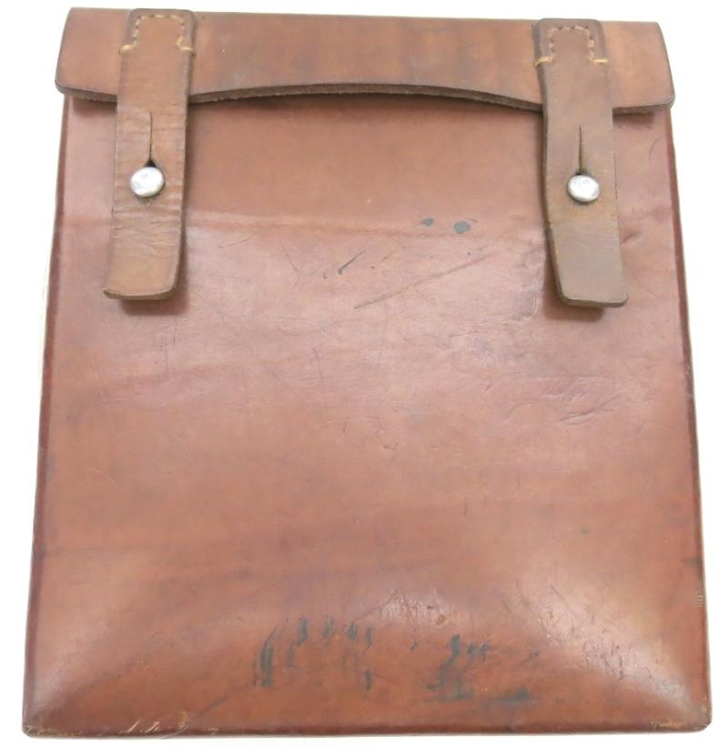 German Deutsches Rotes Kreuz D. R. K. Sanitätslager Babelsberg 33 Sanitär Medical Pouch.