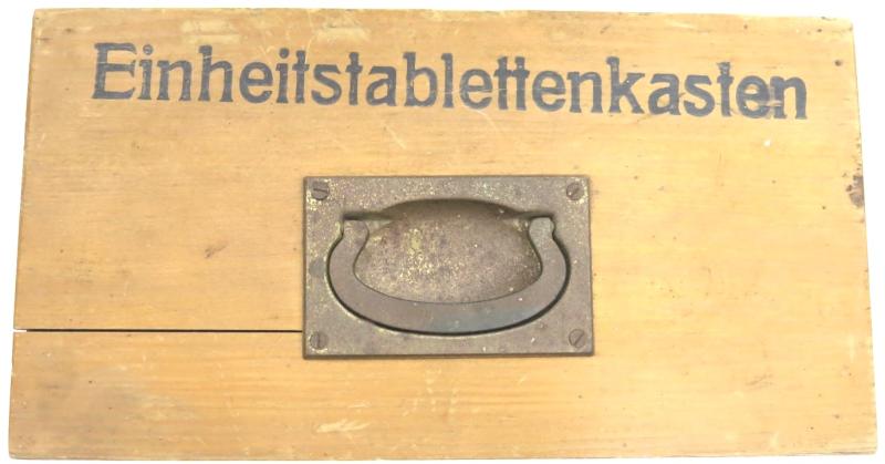 German Wehrmacht Medical Einheitstablettenkasten Pill Box, Complete With Rack, Label And Some Tubes.