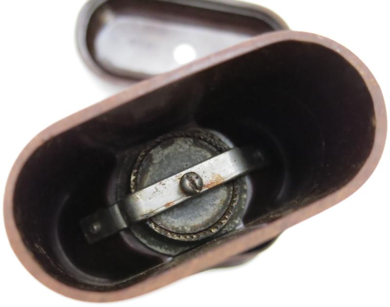 German Wehrmacht Reddish Bakelite Coffee Grinder Mint Condition Single BO Garantie Stamp.