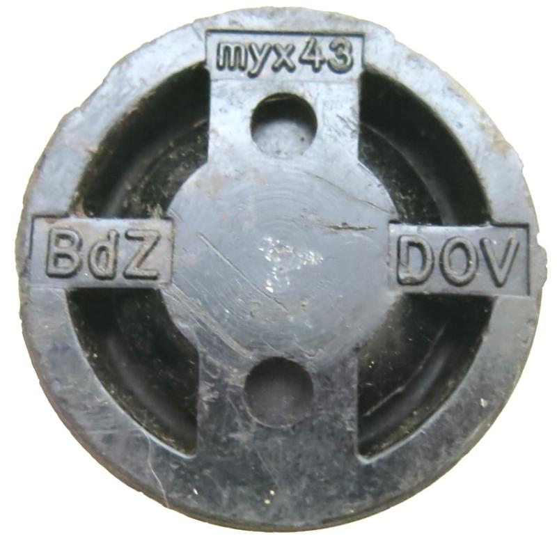 German Wehrmacht Bakelite Bodenzünder BdZ DOV myx 43 For 15 cm Wurfgranate 41 Nebelwerfer, Complete And Inert.