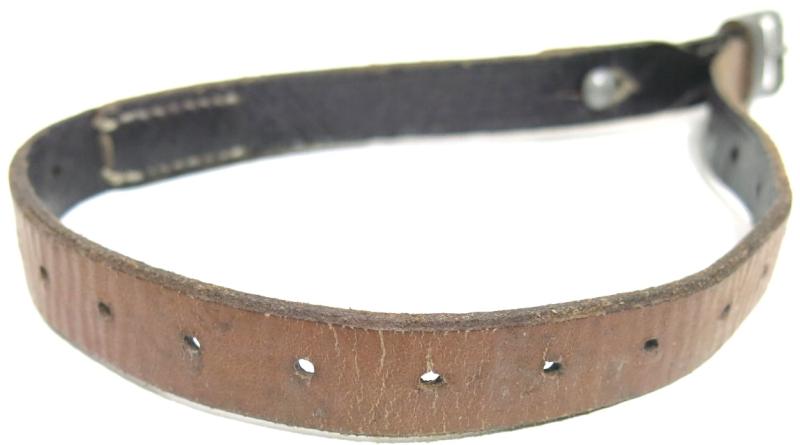 German Wehrmacht Fast Release Utility Strap 54 x 1,8 cms 17 Holes CARL HEPTING & Co. STGT. FEUERBACH 1941, Nearly Mint.