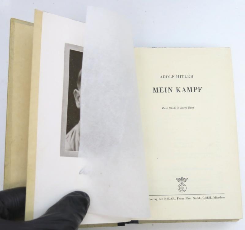 Mein Kampf Book Hochzeitsausgabe Kriegsausgabe Wedding War Edition 1941 With The München Gold Shield On The Cover, Mint, Unused.