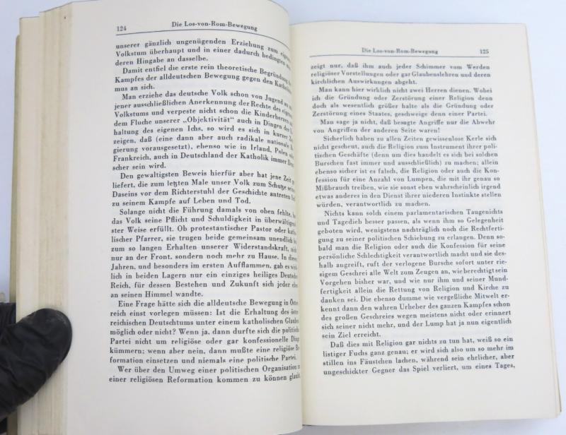 Mein Kampf Book Hochzeitsausgabe Kriegsausgabe Wedding War Edition 1941 With The München Gold Shield On The Cover, Mint, Unused.