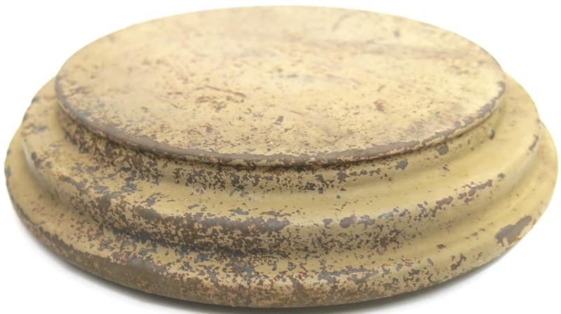 German Wehrmacht T. Mi. Pilz 43 Tellermine Pilz 43 Pressure Plate With Original Sand Colour, Barn Find, Inert.