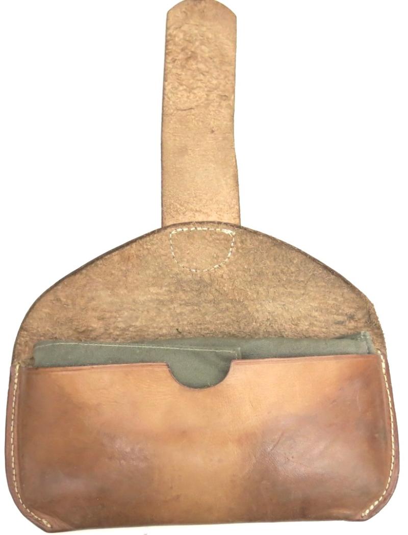 German Wehrmacht Sanitäter Kleines Feldbesteck Medical Tools Small Pouch BOTT & WALLA MÜNCHEN, Rare Maker, Complete Set.