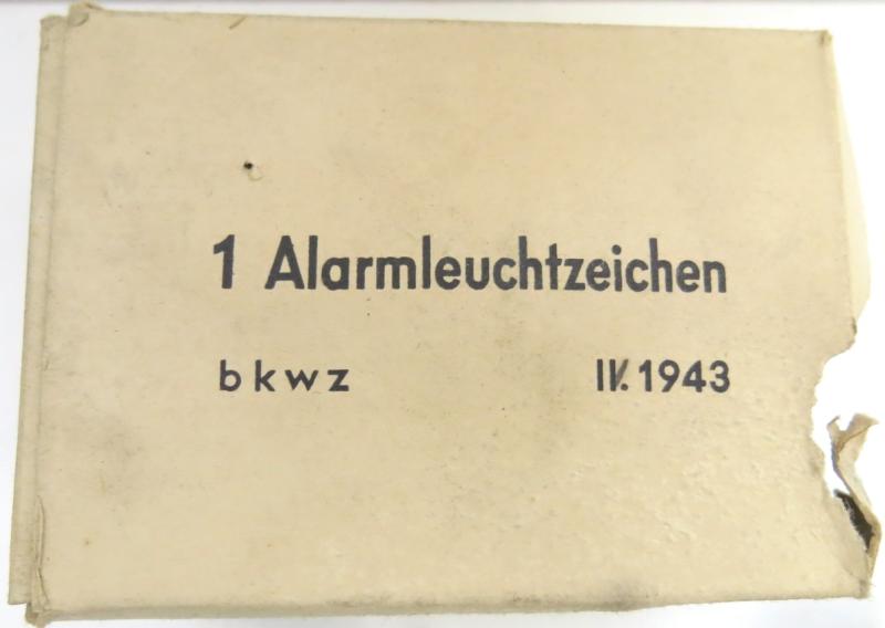 German Wehrmacht Alarmleuchtzeichen Complete Set With Box bkwz 1944, Very Hard To Find Item, Inert.