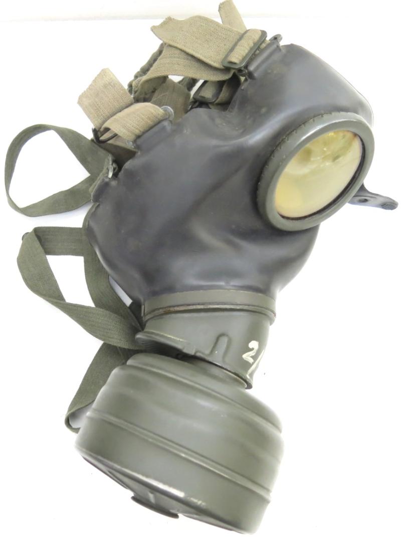 German Wehrmacht Gas Mask GM38 With Matching Filter 1942/43.