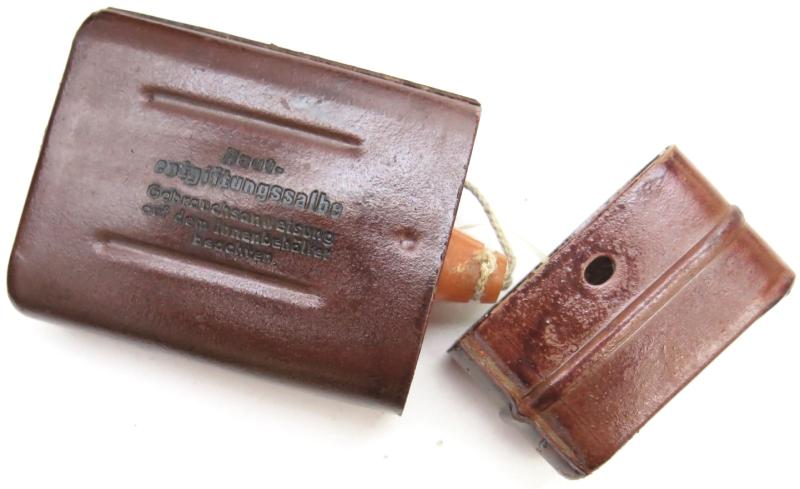 German Wehrmacht Hautentgiftungssalbe 41 Decontamination Kit Unused, Bottle eje 1943, Minty.