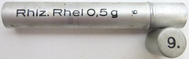 German Wehrmacht Sanitär Aluminium Tablettenröhrchen Medical Pills Tube Rhiz. Rhei 0,5 g, Empty.