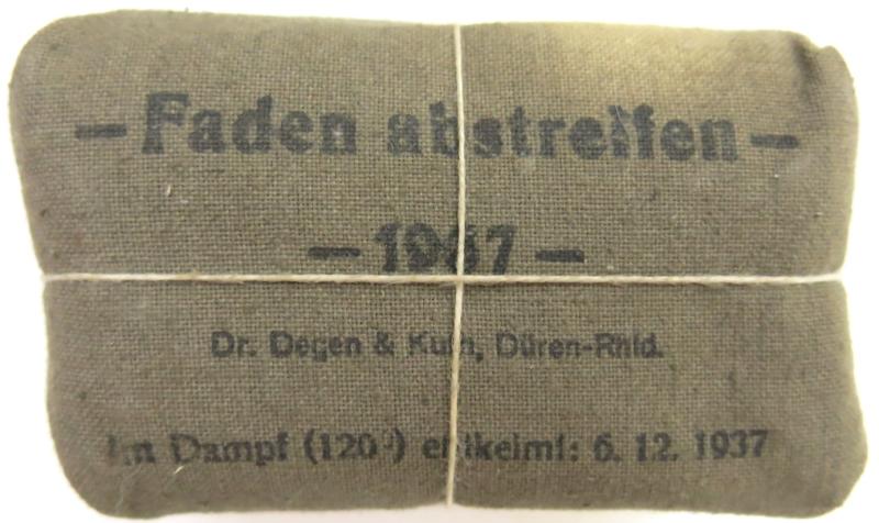 German Wehrmacht Medical Verbandstoff Verbandkasten Medium Size Field Dressing 1937, Not Mint, But Unused.