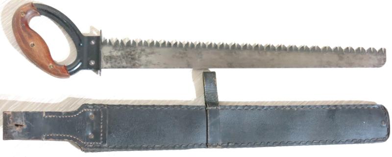 German Wehrmacht Pioniere 1943 Säge Combat Engineer Saw Near Mint Condition With Presstoff Ersatz Leather clg 43 Sheath, Wonderful Matching Set.