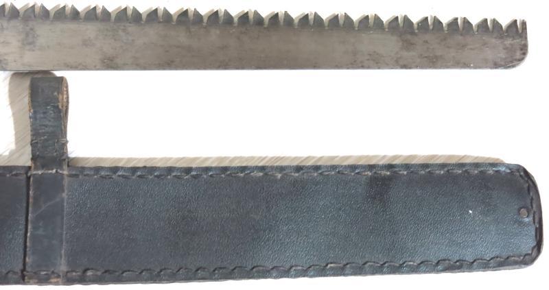 German Wehrmacht Pioniere 1943 Säge Combat Engineer Saw Near Mint Condition With Presstoff Ersatz Leather clg 43 Sheath, Wonderful Matching Set.