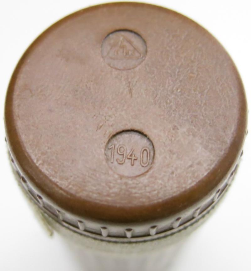 German Wehrmacht LOSANTIN Gelbkreuz entgiftungsmittel Yellow Cross Detoxifying Agents Bakelite Container 1940, Unopened.