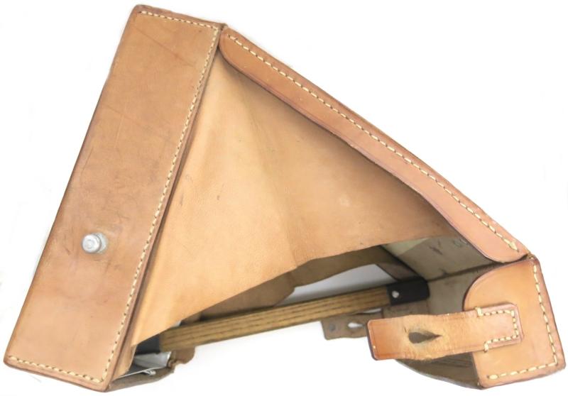 German Luftschutz Gastasche Pouch, Empty, But With A Nice