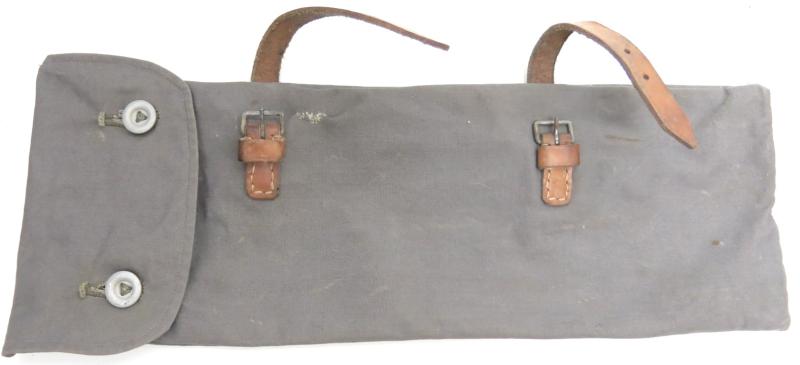 German Wehrmacht Zeltbahn 31 Zeltzubehörtasche Tent Accessory Pouch/Bag In A Nice Luftwaffe Blue Canvas.