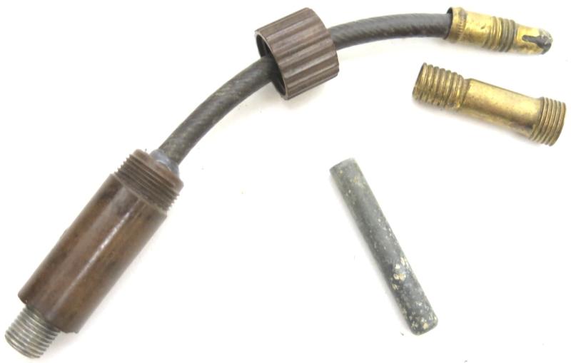German Wehrmacht Glühzünder 28 Demolition Set With Original Wick + Wick Adapter And The Very Rare Zink Sprengkapseln Nr. 8, All Inert And Empty.