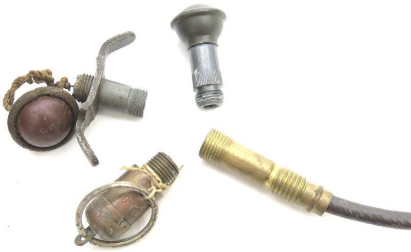 German Wehrmacht Glühzünder 28 Demolition Set With Original Wick + Wick Adapter And The Very Rare Zink Sprengkapseln Nr. 8, All Inert And Empty.