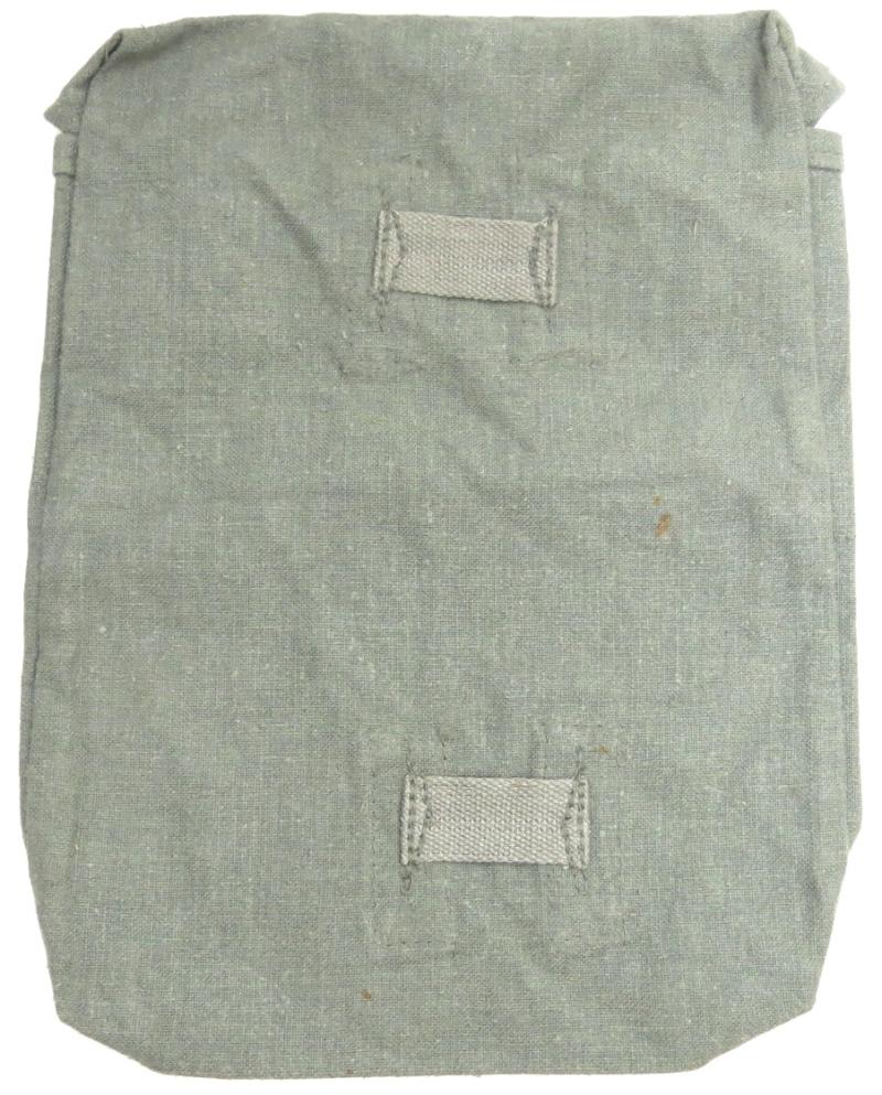 German Wehrmacht M31 Gasplane Tasche Gascape Pouch Mid-Late War Feldgrau Cloth, Minty.