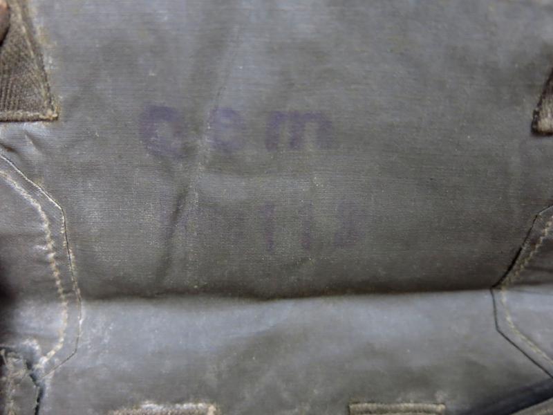German Wehrmacht M31 Rubberized Gasplane Tasche Gascape Pouch, gem.
