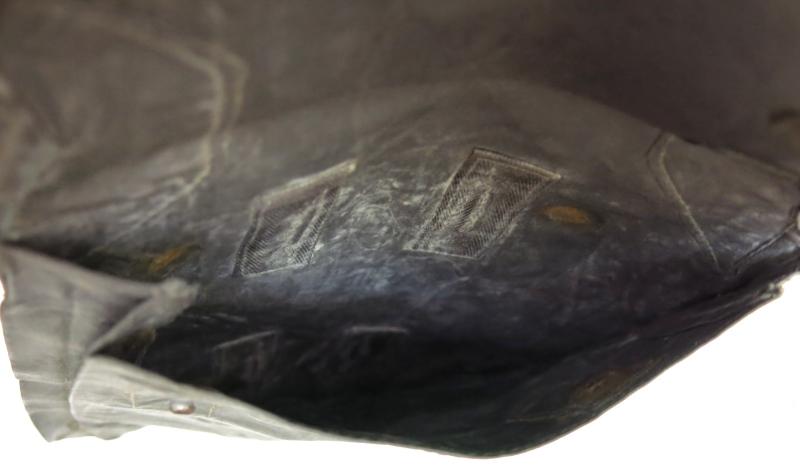 German Wehrmacht M31 Rubberized Gasplane Tasche Gascape Pouch, gem.