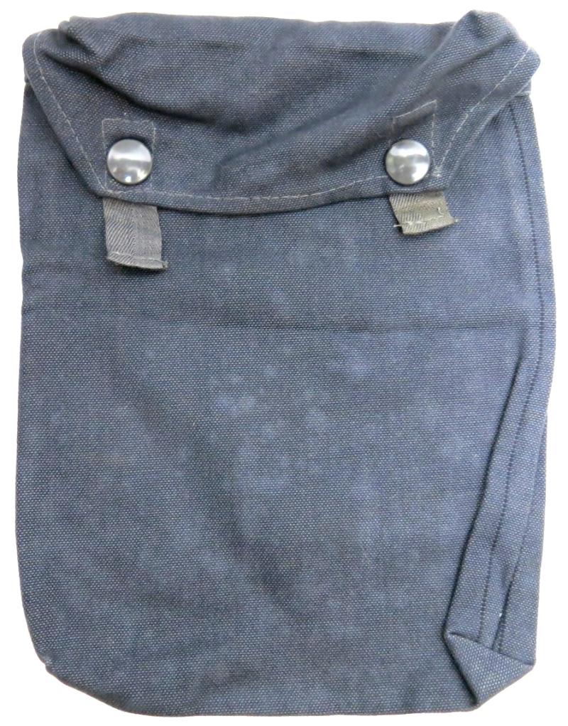 German Wehrmacht Luftwaffe M31 Gasplane Tasche Gascape Pouch Blue Cloth, bpl, Mint From Stock.
