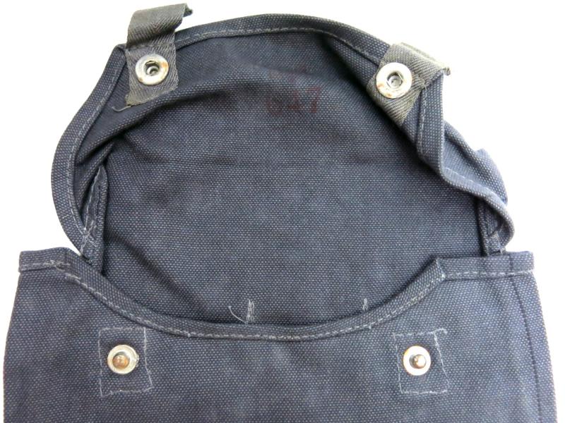 German Wehrmacht Luftwaffe M31 Gasplane Tasche Gascape Pouch Blue Cloth, bpl, Mint From Stock.