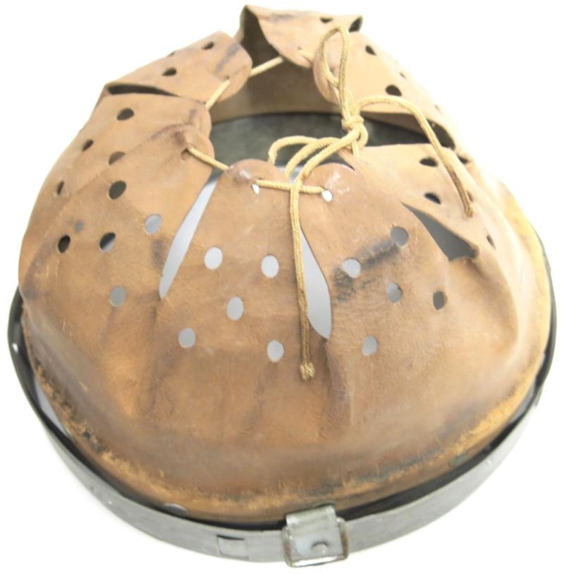 German Wehrmacht Helmet Complete Liner Metall-Lederverarbeitung W. Z. Bln.-Chburg 5. 1942 In Size 66/58, Excellent Condition.