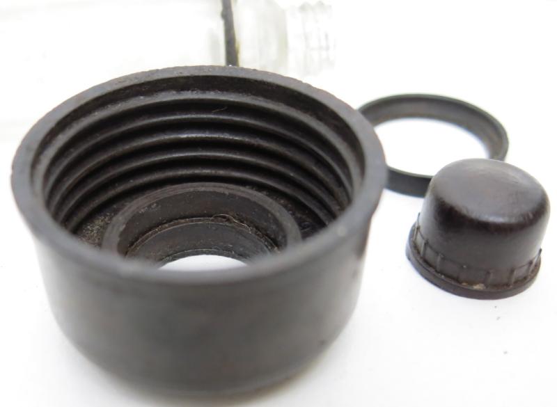 German Wehrmacht Blendkörper 2H BK2H With Brown Bakelite Parts, Hard To Find Variation, Inert.