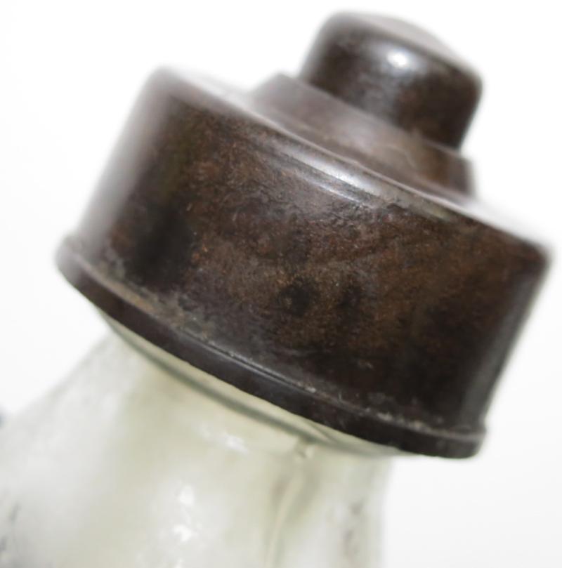 German Wehrmacht Blendkörper 2H BK2H With Brown Bakelite Parts, Hard To Find Variation, Inert.